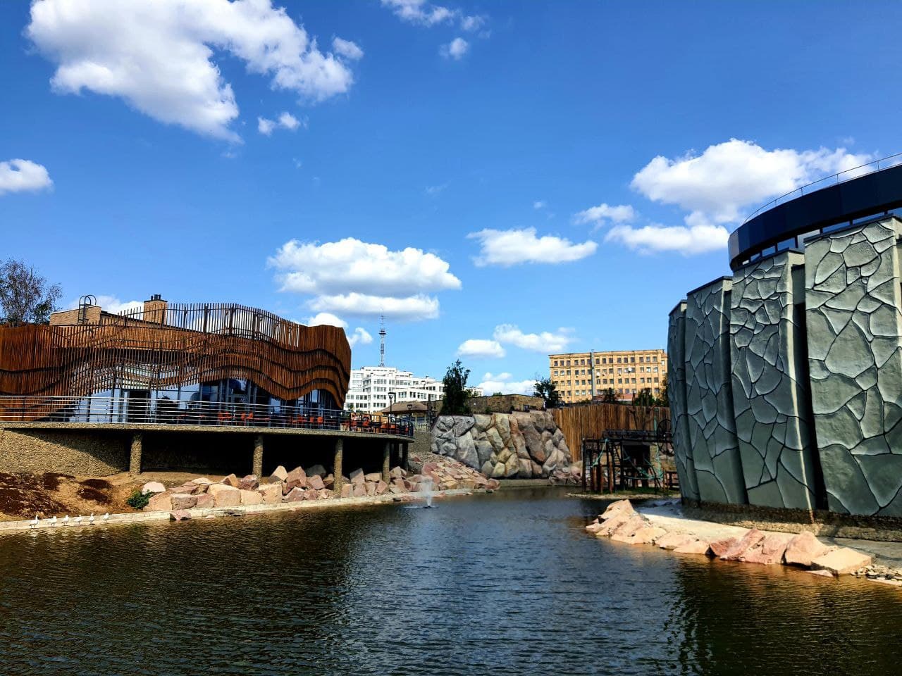 Смотри фото и видео: в Харькове открыли зоопарк после реконструкции фото 16 15