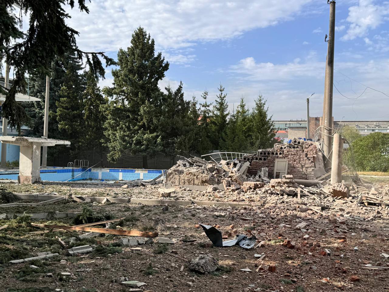 В Харькове — "прилет" по одному из вузов.