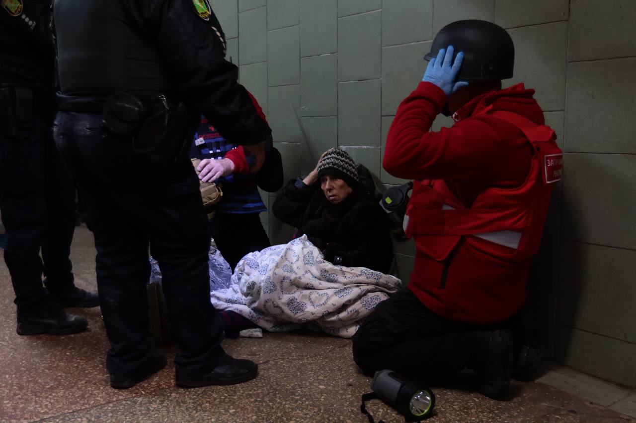 Ночной обстрел Харькова: под ударами снова жилые дома и станции метро.
