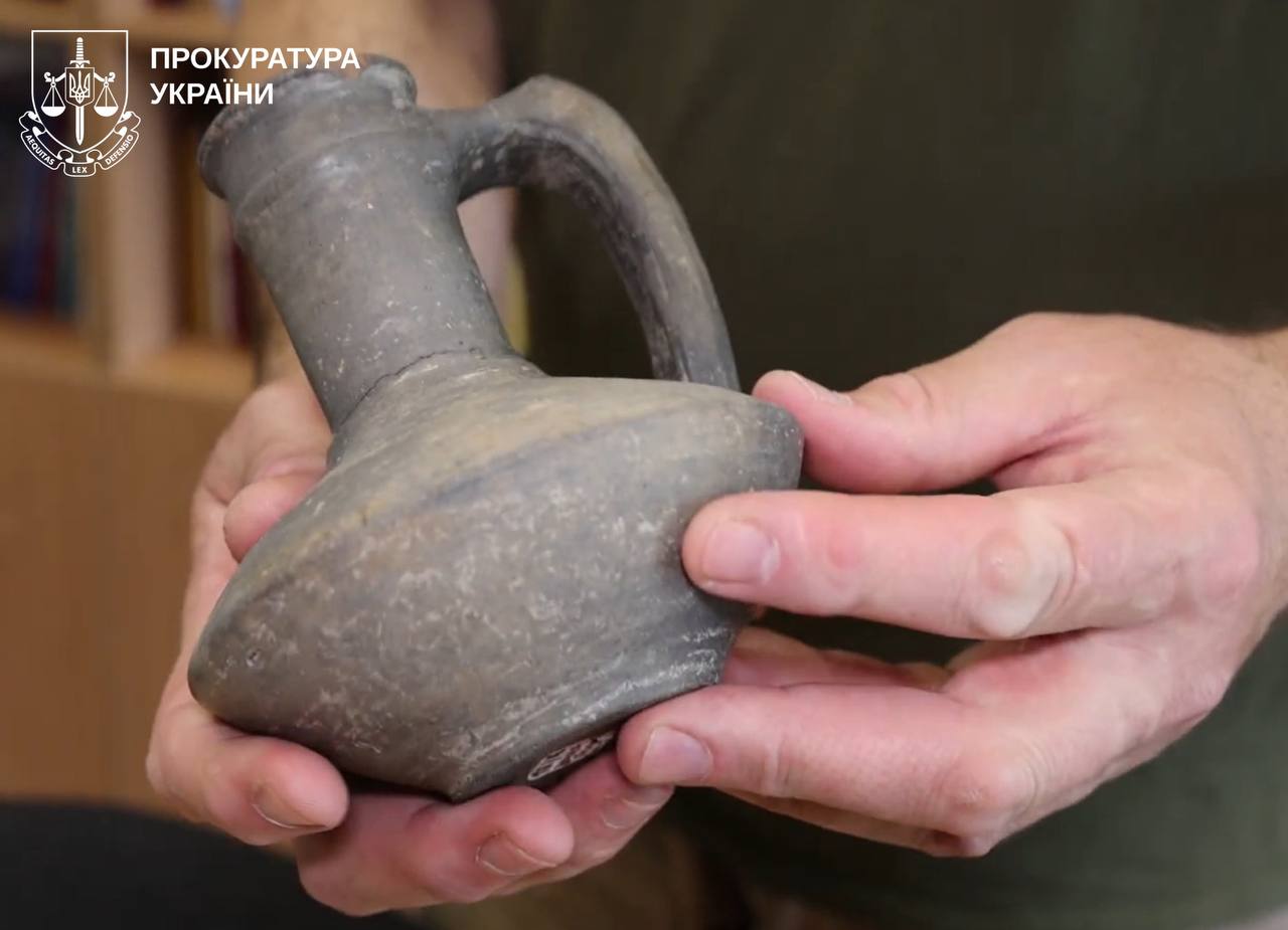 В Харьковской области археологический памятник засеяли пшеницей.