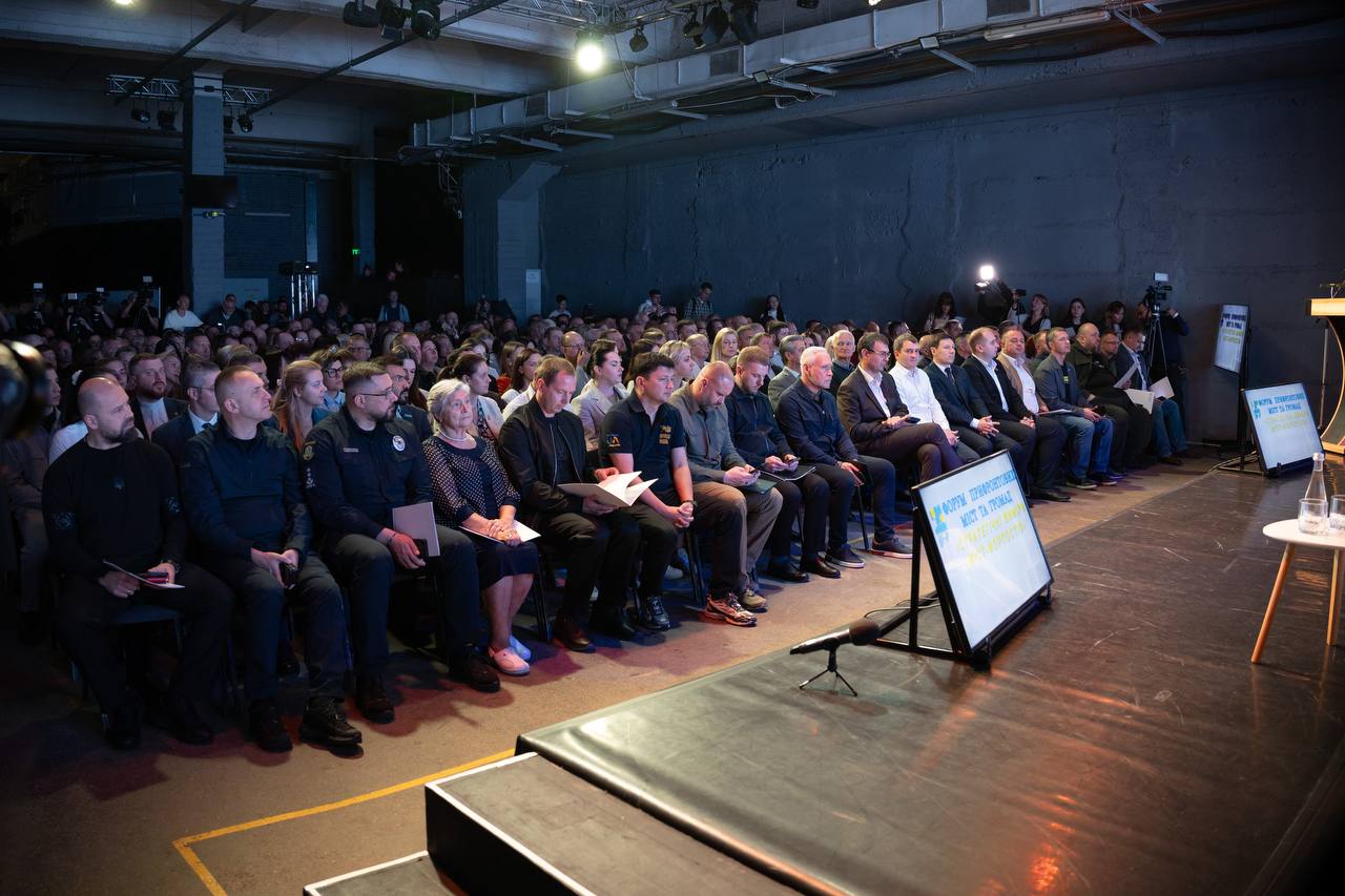 У Харкові оголосили про створення Асоціації прифронтових міст та громад.