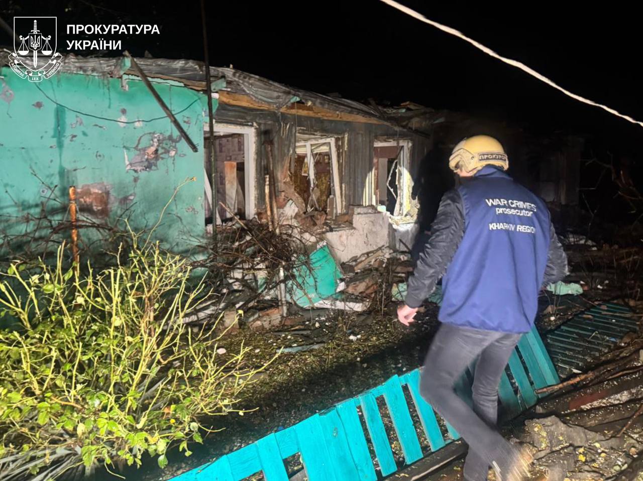 Вночі РФ вдарила по Харкову КАБами та безпілотниками, є постраждалі.