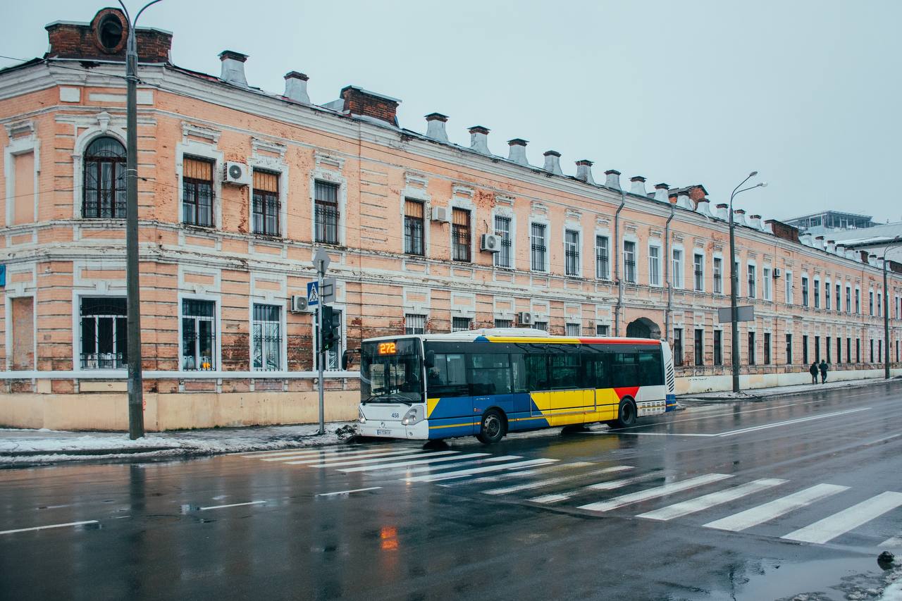 У Харкові вийдуть на лінію п'ять італійських автобусів великої місткості.