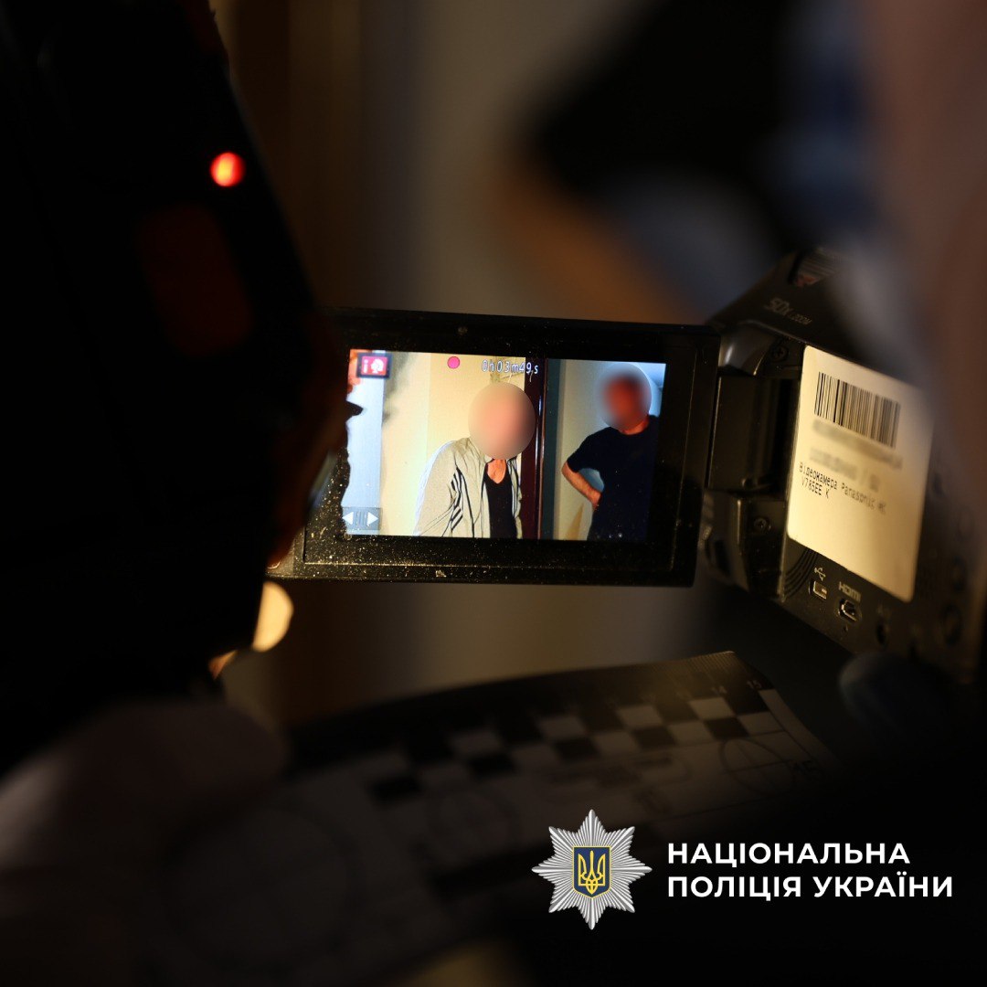 На ринку Барабашово вбили жінку – поліція оперативно затримала вбивцю.