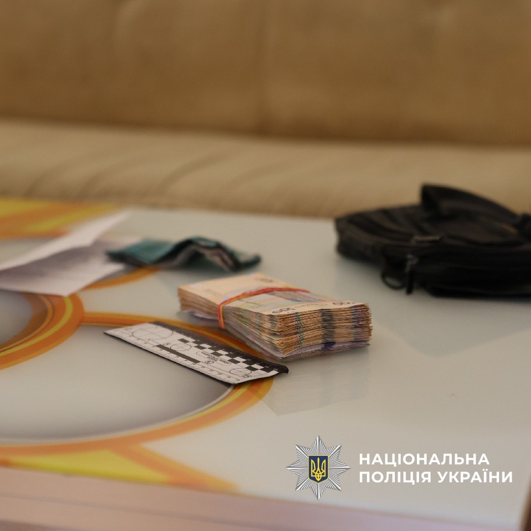 На ринку Барабашово вбили жінку – поліція оперативно затримала вбивцю.