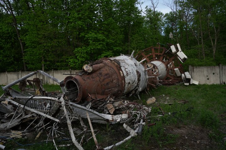 Россияне ударили по харьковской телевышке — фото, видео.