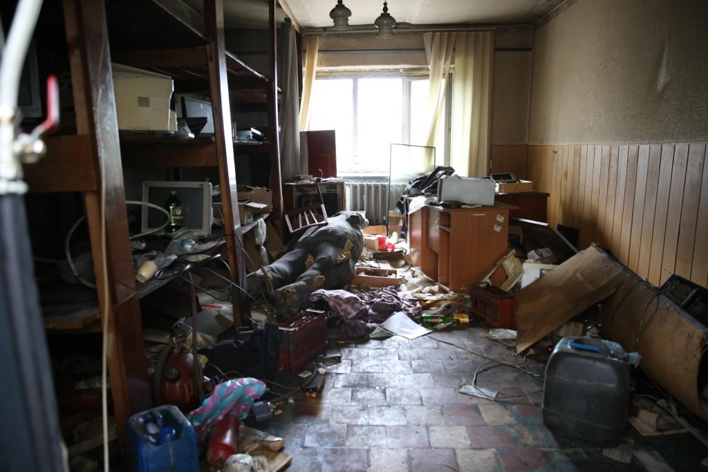 В Балаклее российские солдаты замучили человека до смерти.