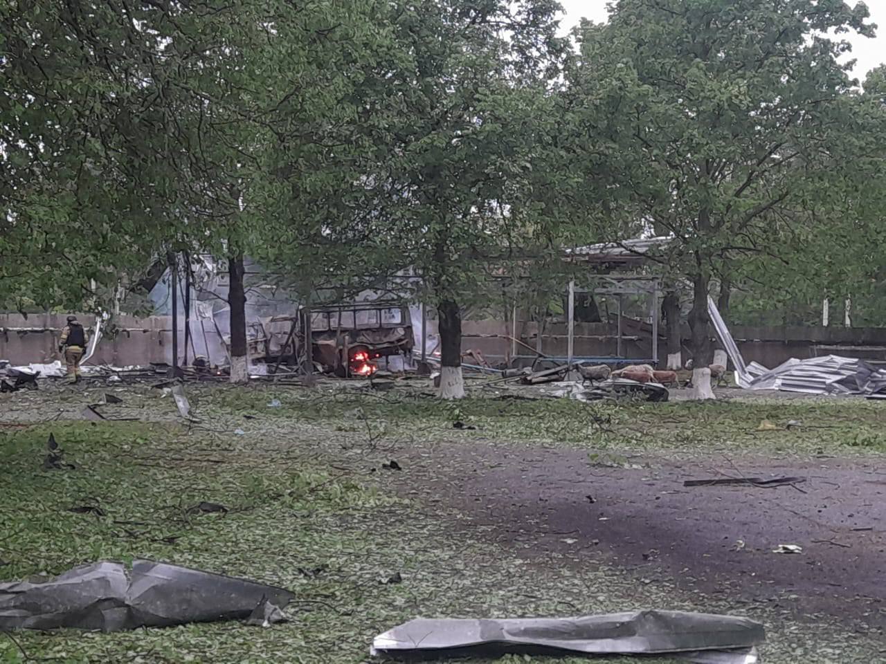 Масові пожежі: що відомо про нічний обстріл Харкова.