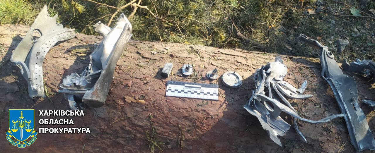 РФ завдали ракетних ударів по базі відпочинку під Харковом.