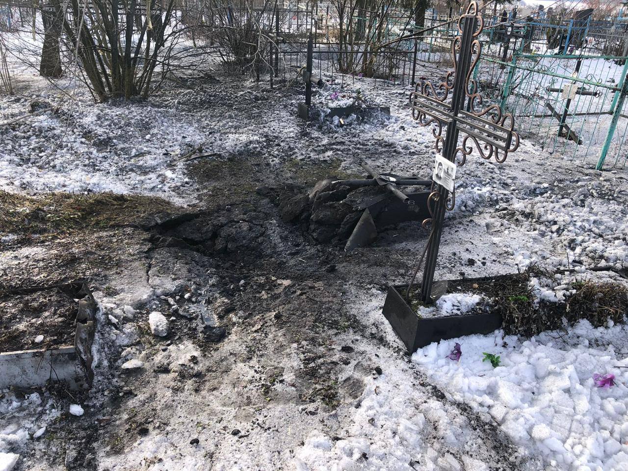 Окупанти знову обстріляли Харків шахедами: два збили, два влучили у підприємство.