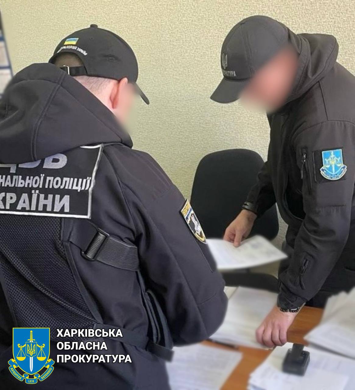 У Харкові поліцейських хотіли одягнути у підроблені бронежилети.