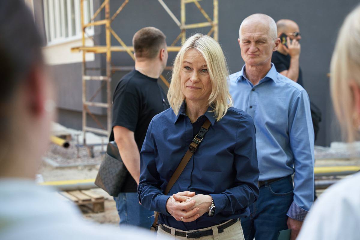 Представители ООН побывали на Северной Салтовке и в метро в Харькове.