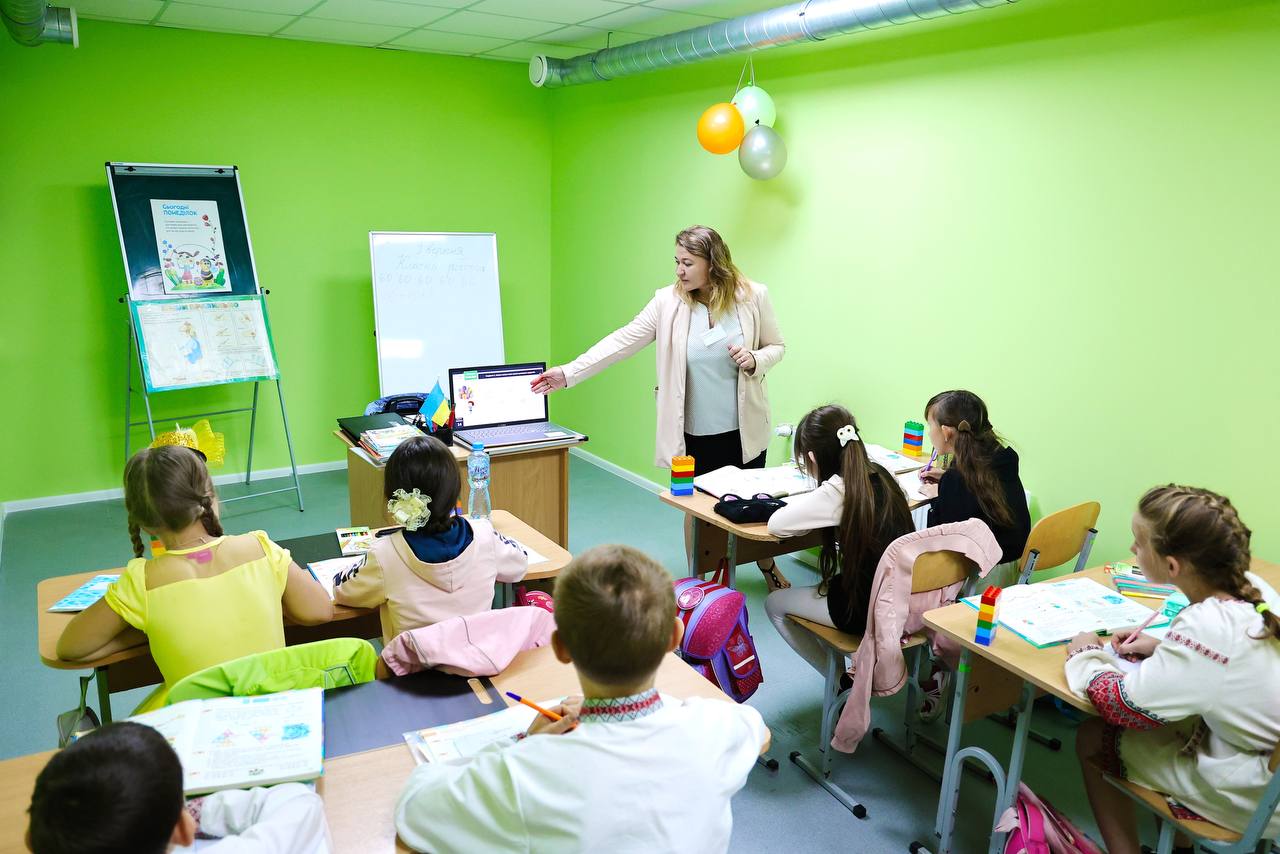 У єдиному районі Харківської області школярі пішли до школи.