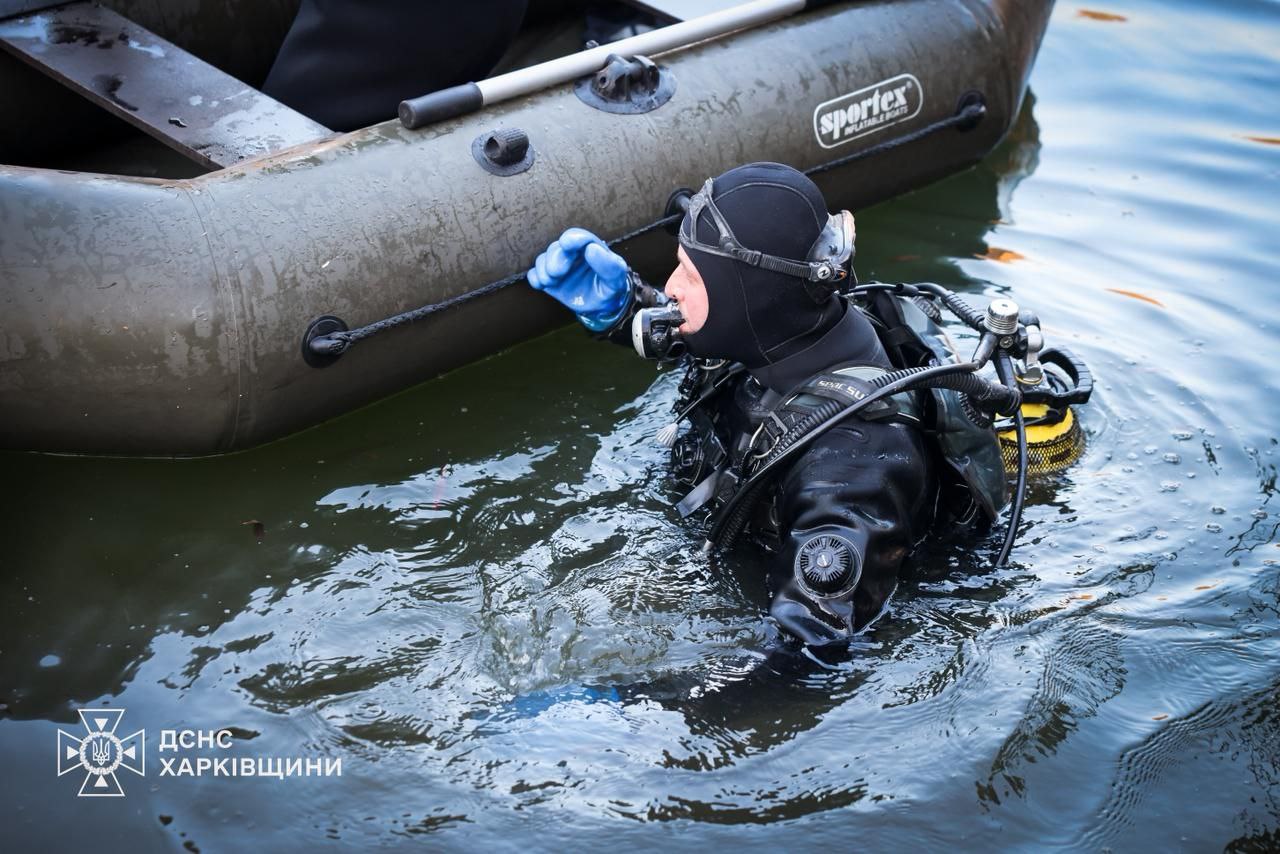 В Шевченковском районе шестеро детей провалились под лед, двоих спасти не удалось.