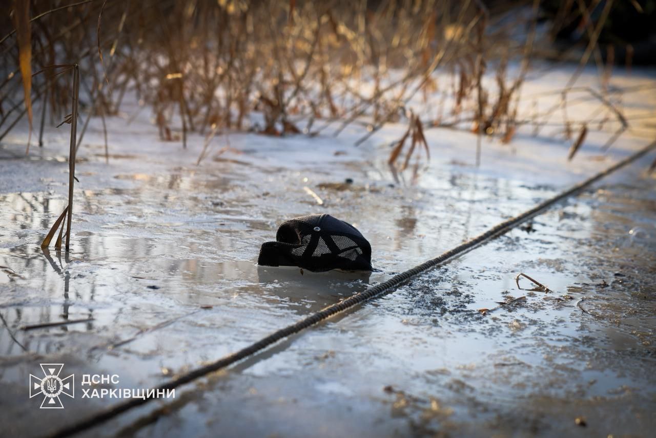 В Шевченковском районе шестеро детей провалились под лед, двоих спасти не удалось.
