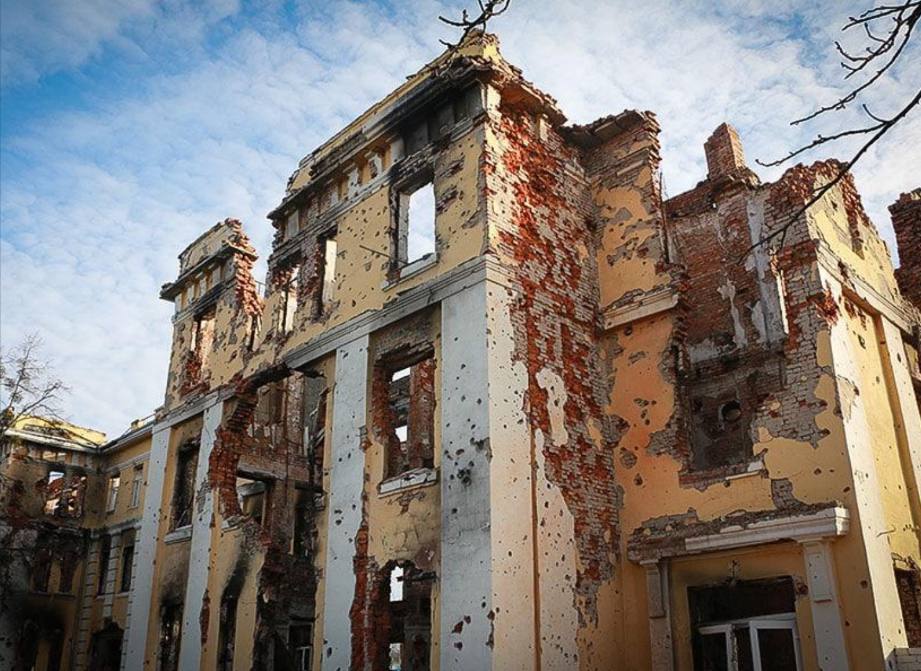 Как будут выглядеть пострадавшие от обстрелов дома в Харькове: проекты фото 1