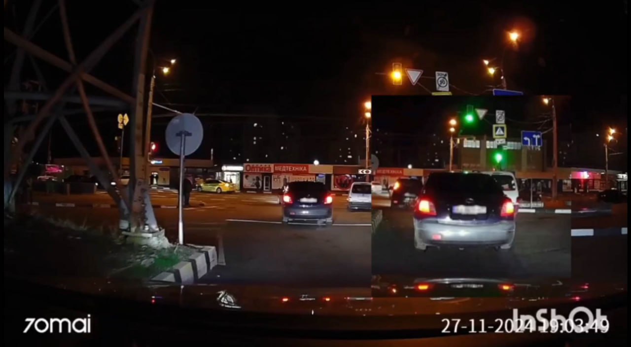 В Харькове патрульные благодаря соцсетям оштрафовали дерзких водителей Mazda и Range Rover.