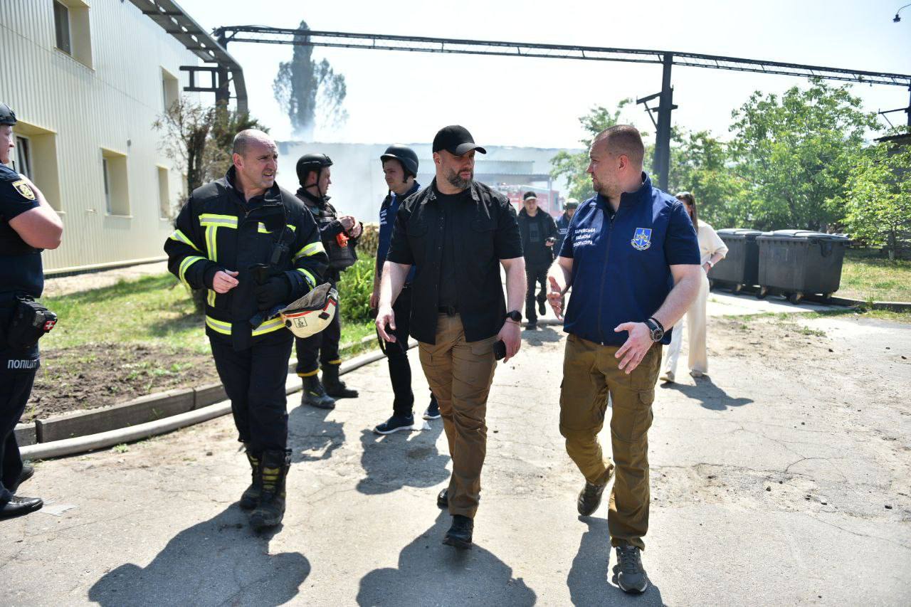 Внаслідок обстрілу друкарні у Харкові є загиблі та поранені.