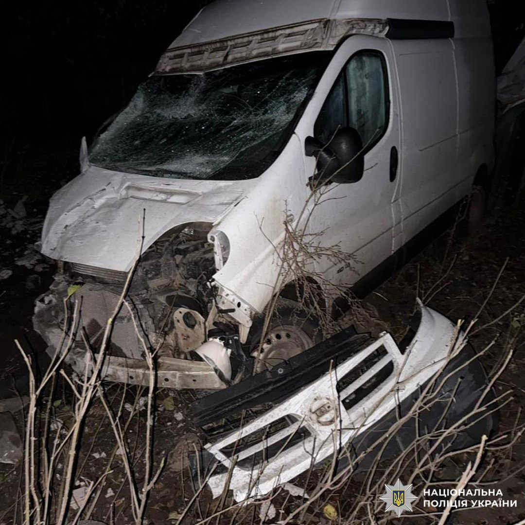 Йдуть на обгін і ганяють на скаженій швидкості: на Харківщині почастішали ДТП.