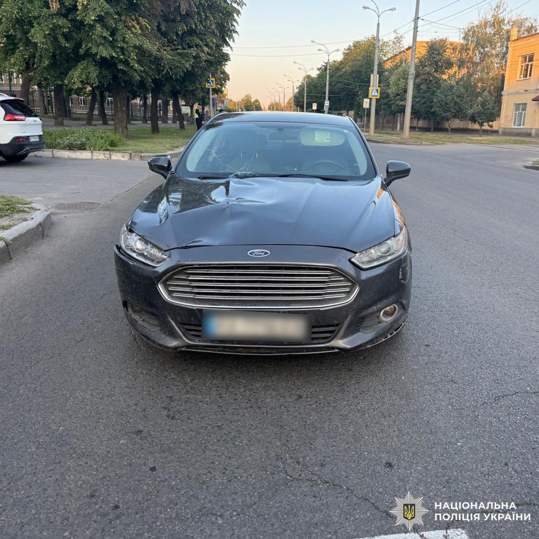 В Харькове Ford сбил двух пенсионерок на пешеходном переходе: одна погибла, другая &mdash; в больнице.