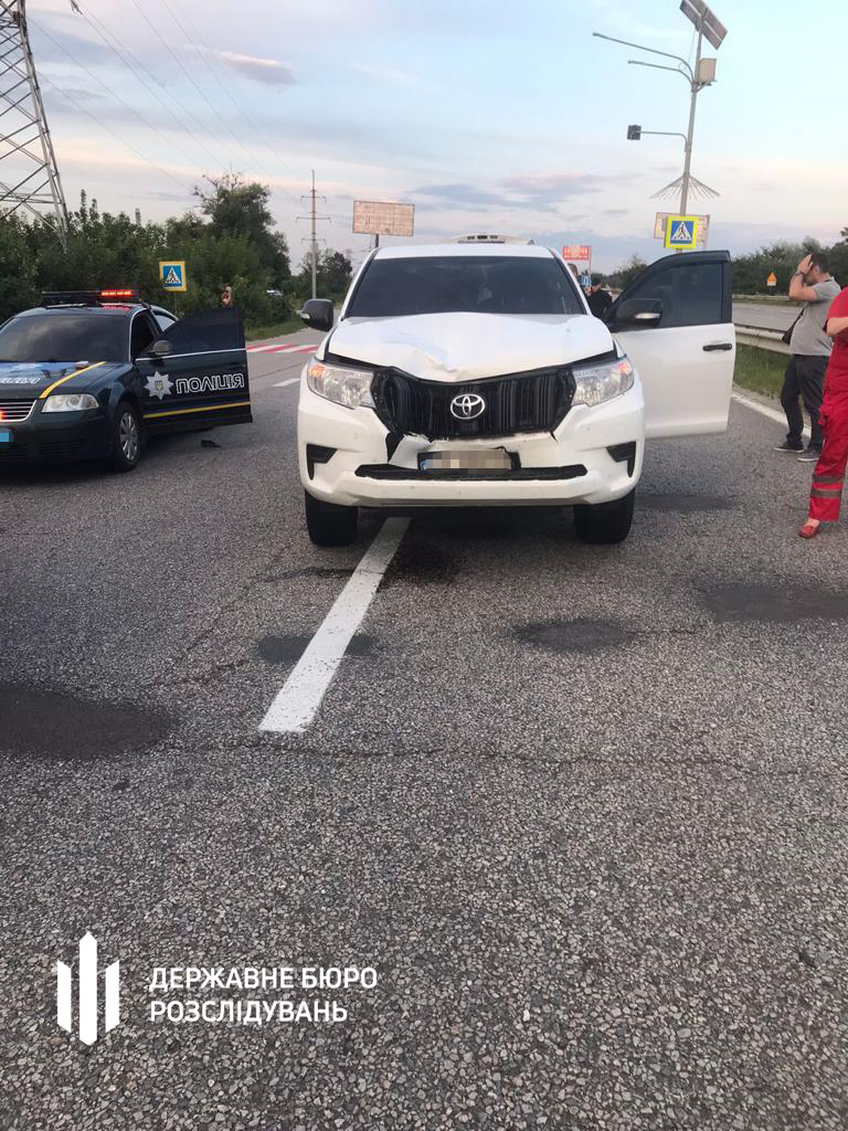 Полицейскому, сбившему насмерть ребенка под Харьковом, объявлено о подозрении.