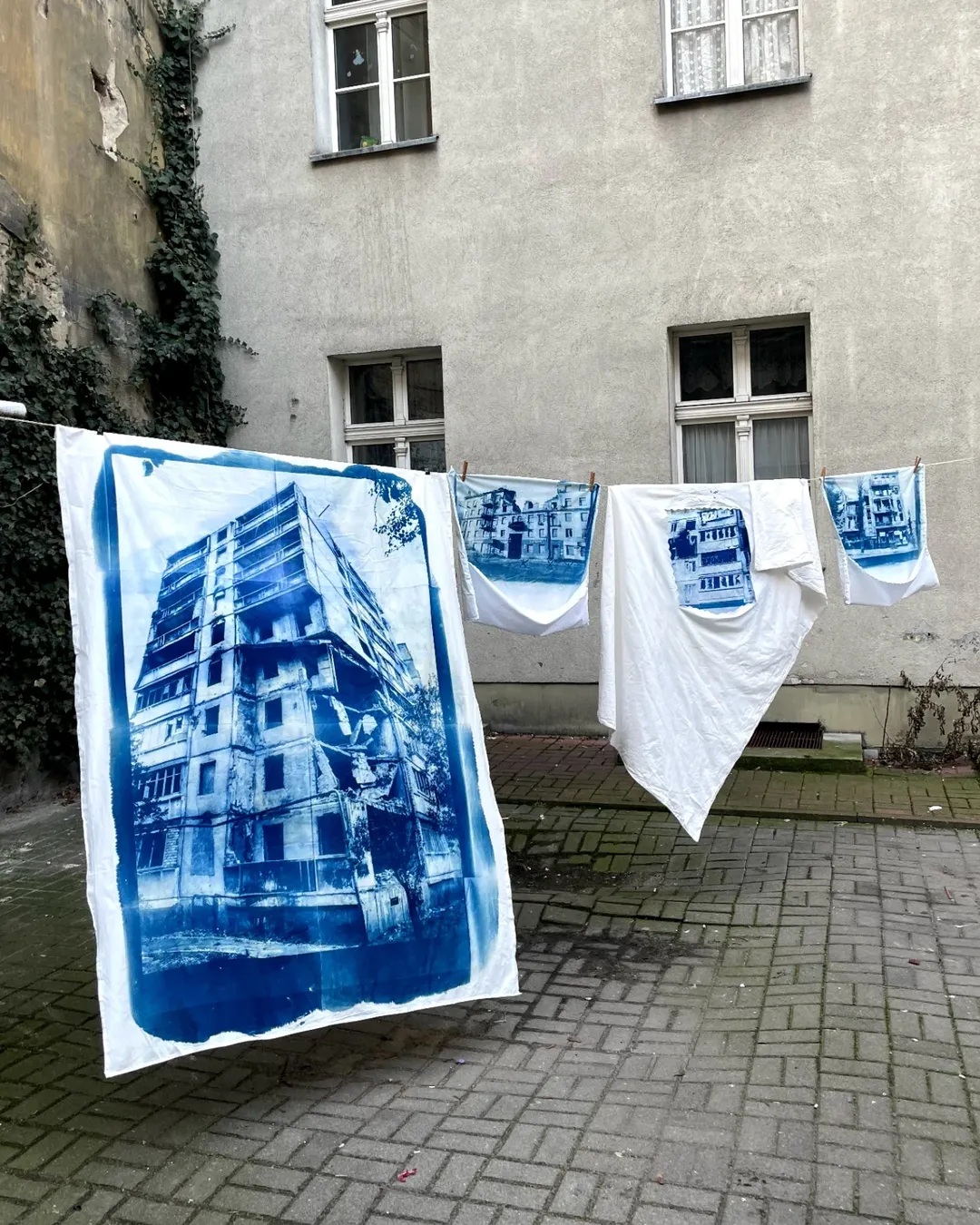 "Перед концом света я помою окна", проект Тани Бакум.