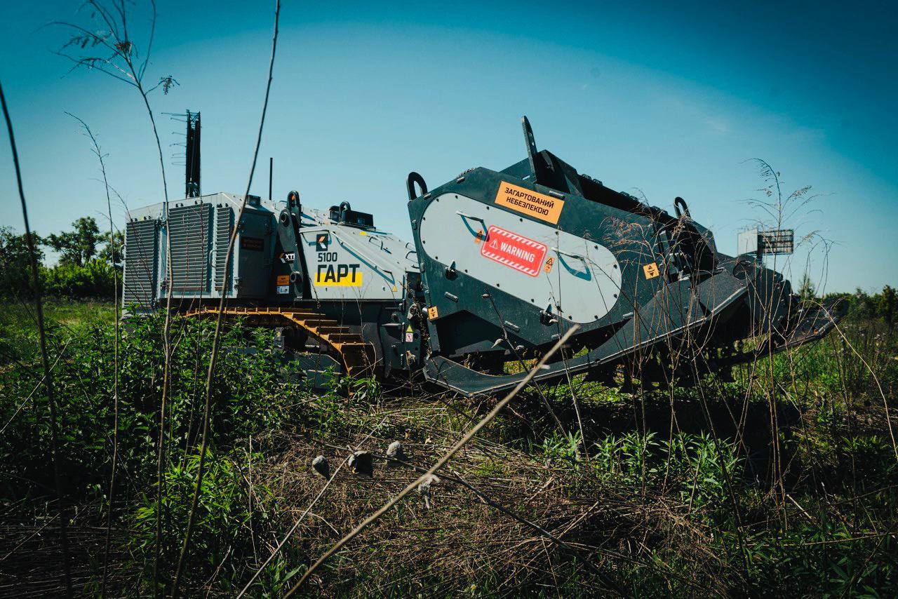 В Украине будут серийно выпускать харьковскую разработку – машину дистанционного разминирования.