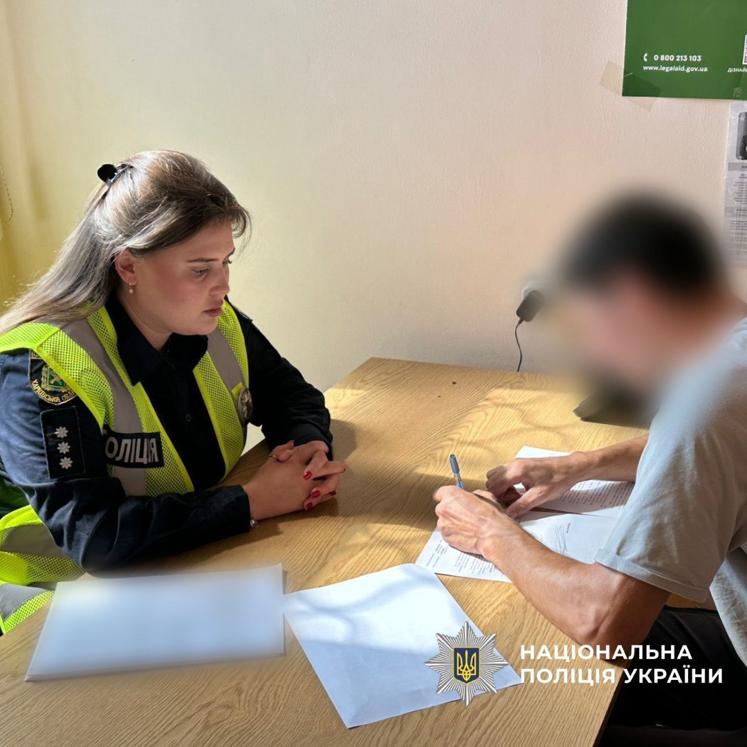 Под Харьковом зэк изнасиловал 15-летнюю девочку на кладбище.