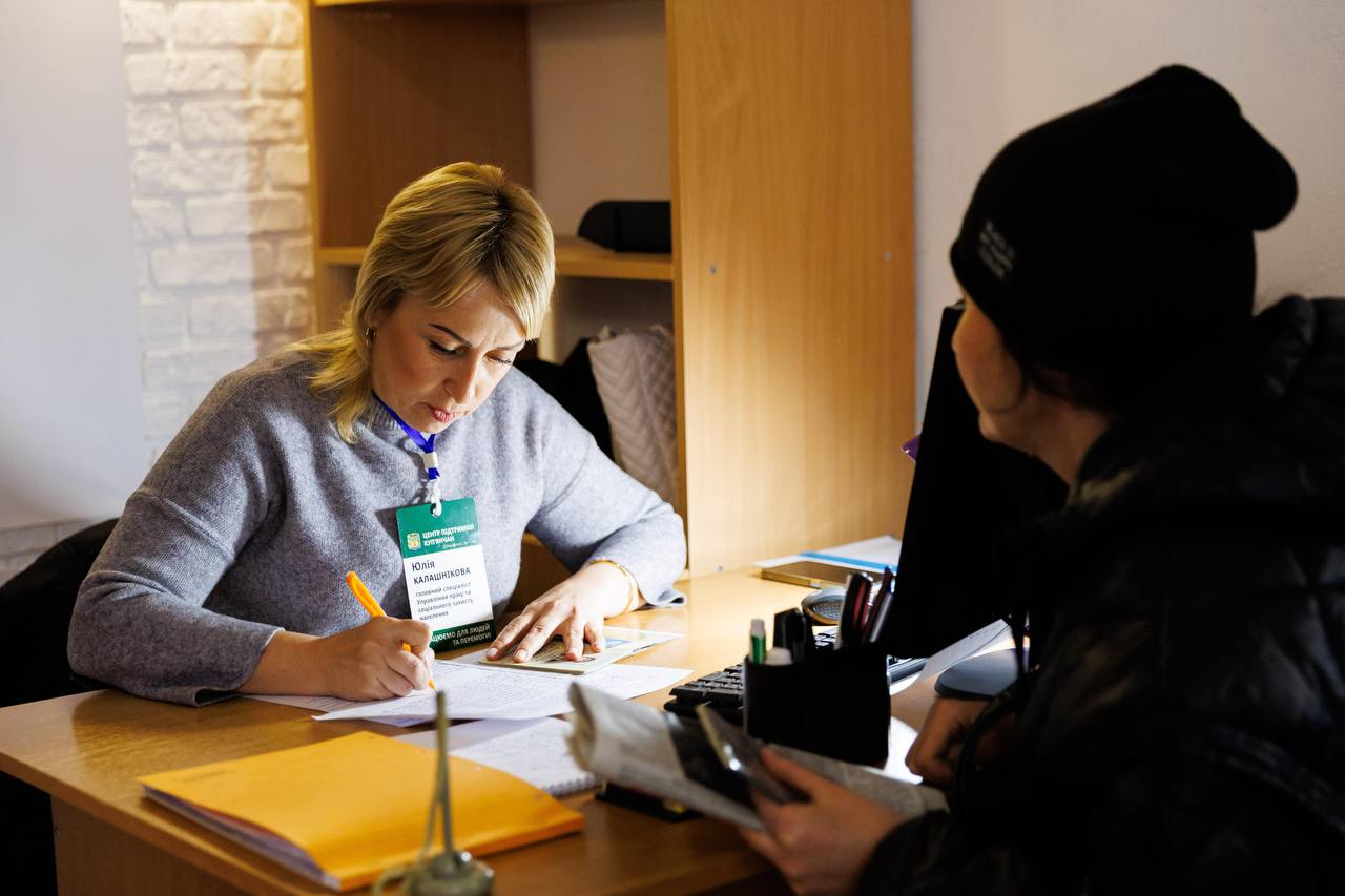 У Харкові відкрили центр підтримки мешканців Куп'янська.