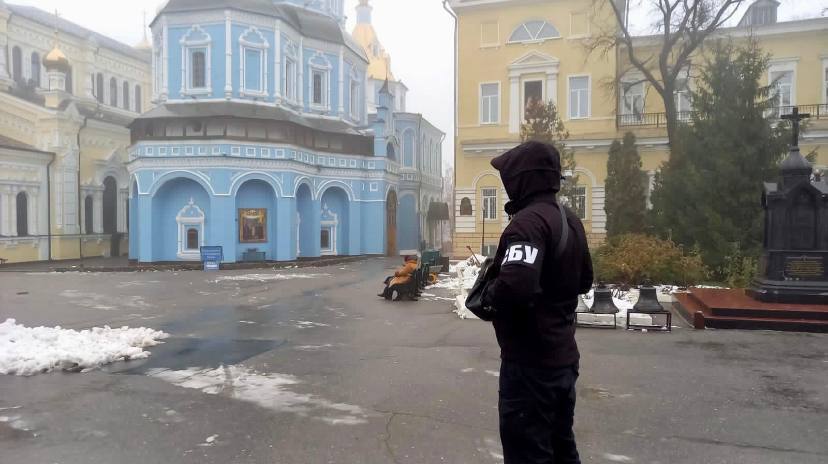 В Харькове СБУ обыскивает церкви и монастыри, принадлежащие УПЦ МП.