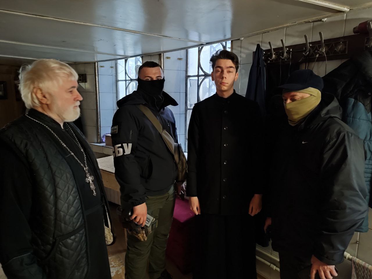 В Харькове СБУ обыскивает церкви и монастыри, принадлежащие УПЦ МП.