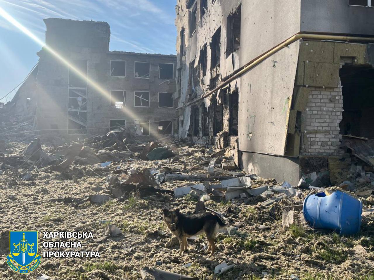 Ракетами и беспилотниками: РФ нанесла комбинированный удар по Изюму.