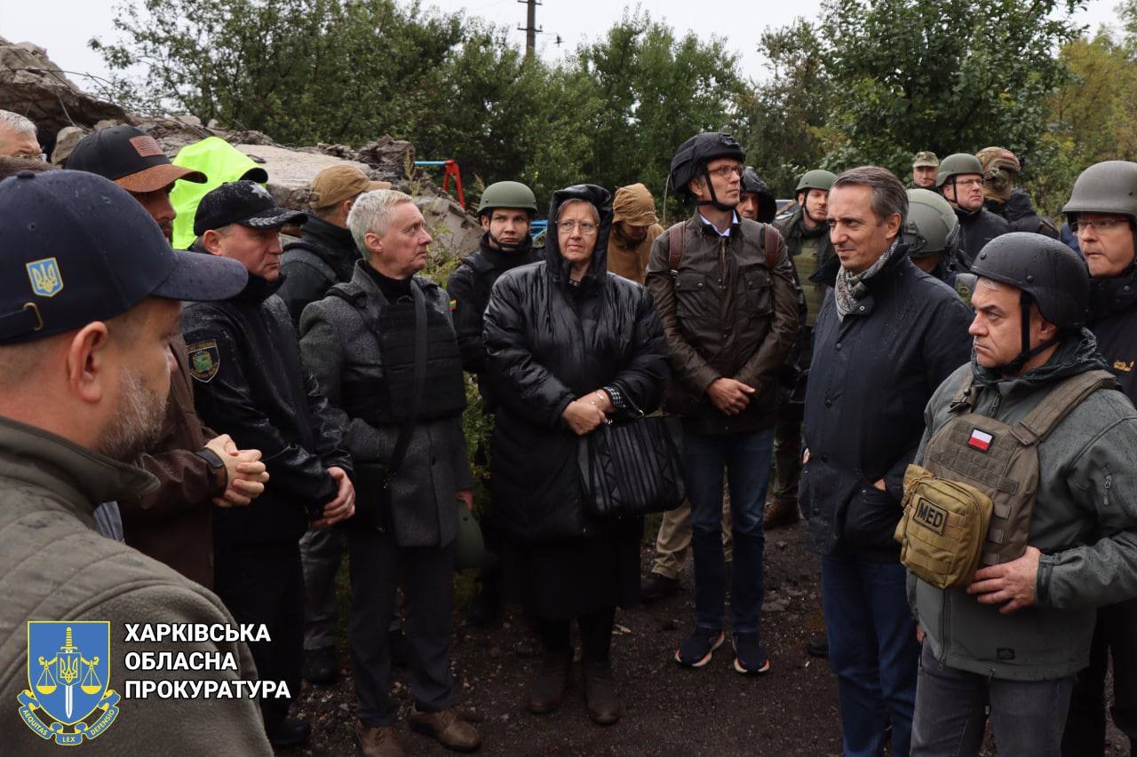В Изюме завершили эксгумацию тел из массового захоронения.