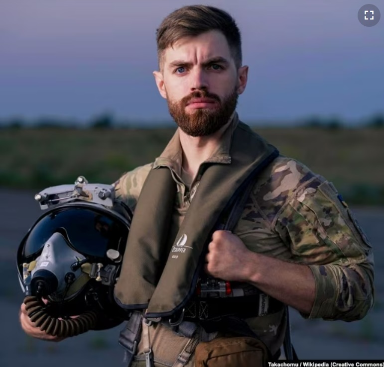 Військовий льотчик Андрій Пильщиков.