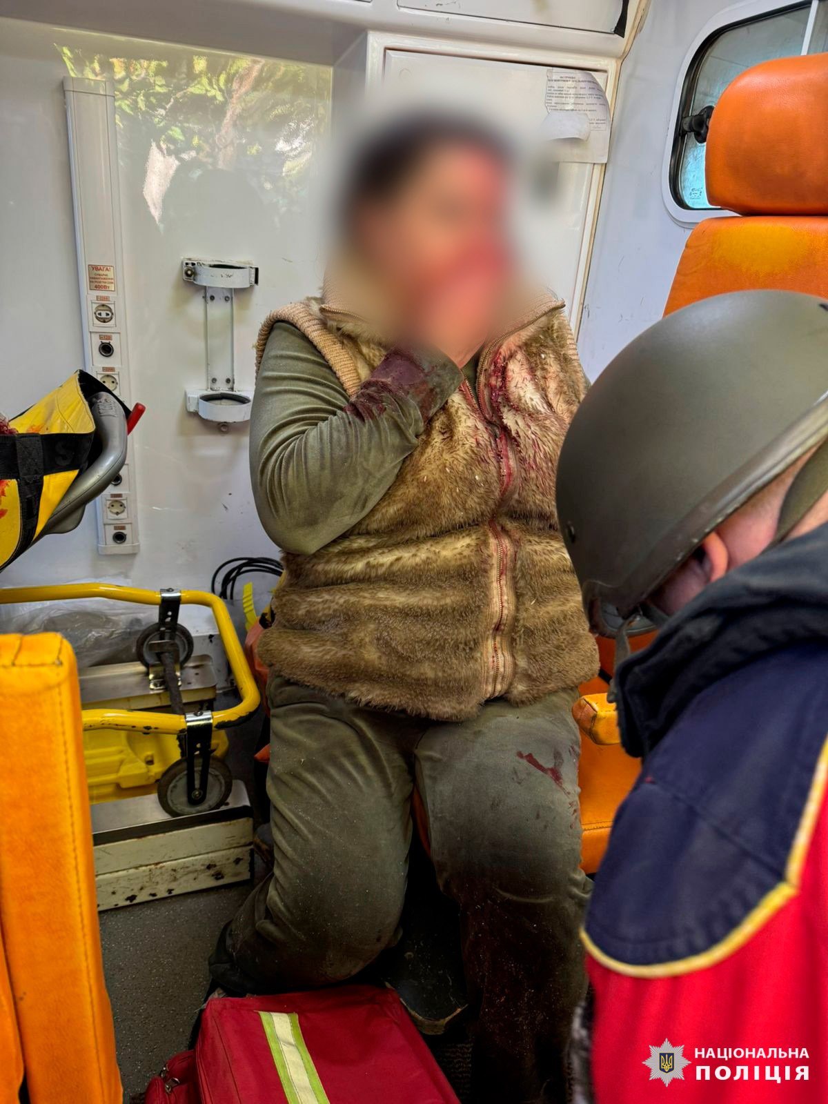 РФ ударила по рынку в Купянске термобарическим снарядом, есть погибшие и раненые.