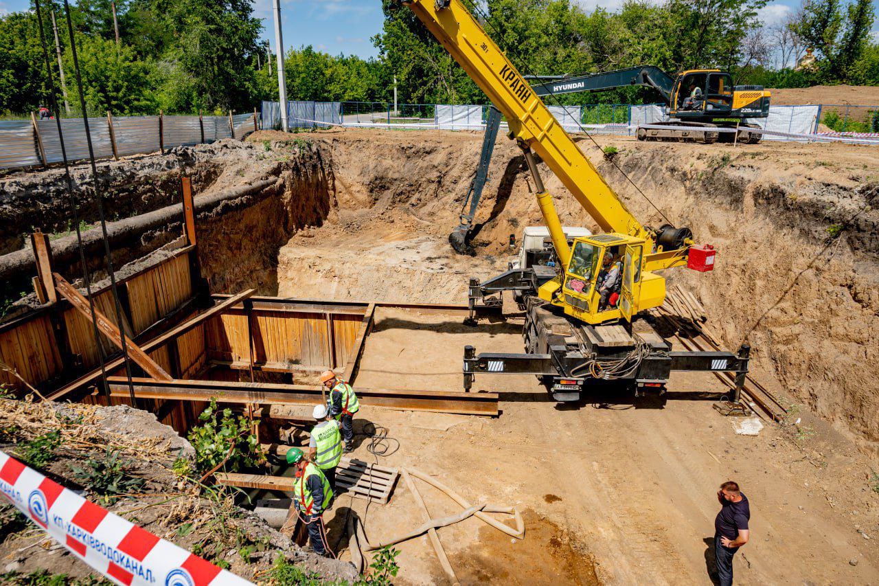 В Харькове впервые за 50 лет начали масштабную реконструкцию канализационных коллекторов — мэрия.