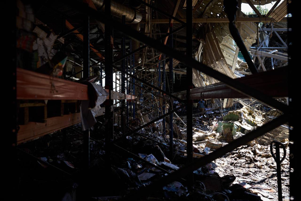 Американський філантроп допоможе відновити зруйновану обстрілами друкарню 