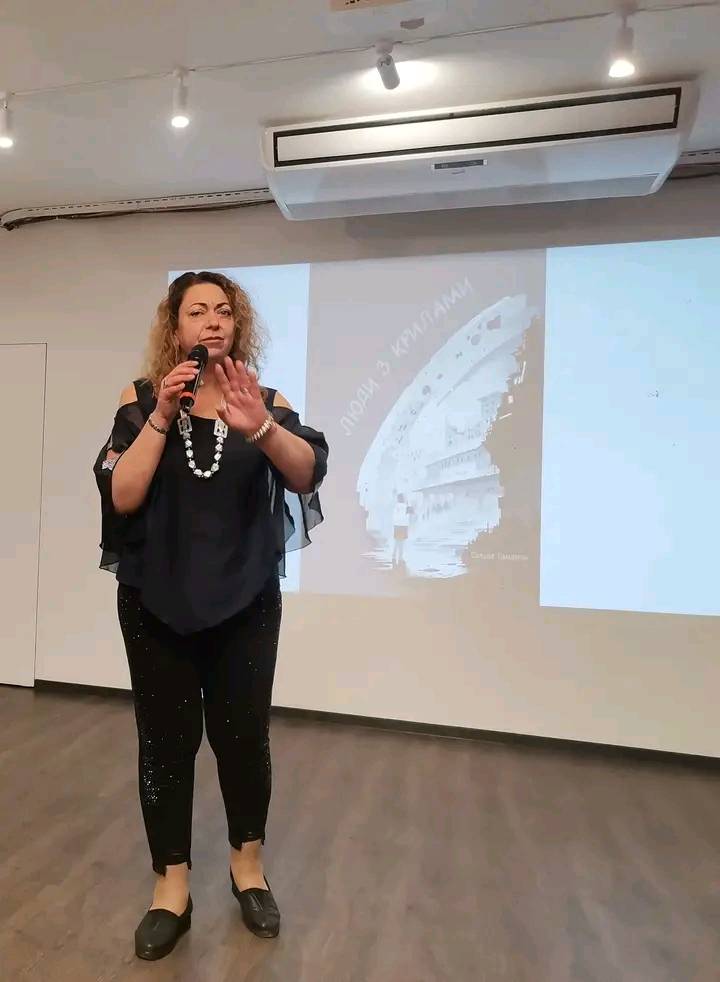 Психолог із Харкова видала книгу про перший рік війни.