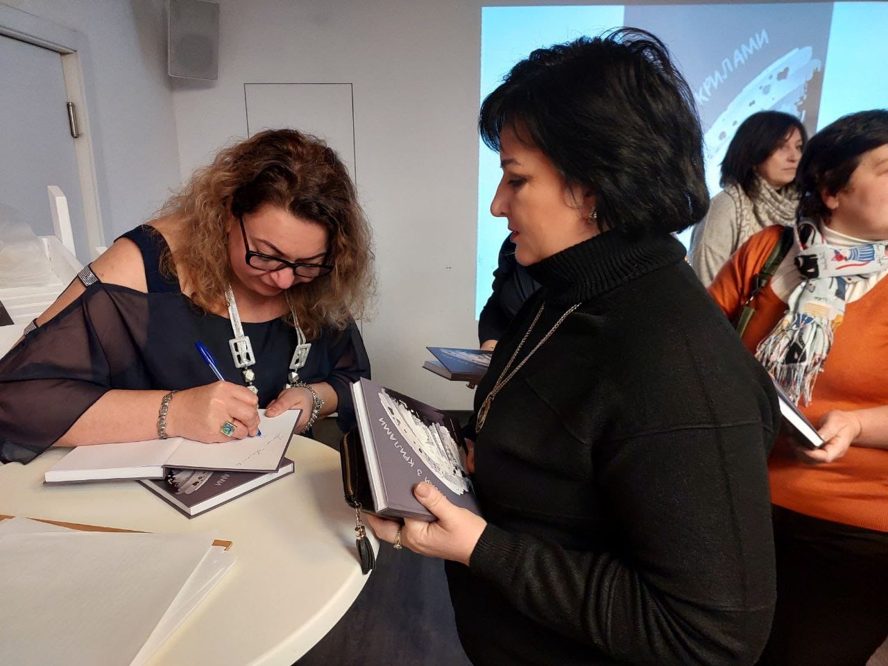 Психолог із Харкова видала книгу про перший рік війни.