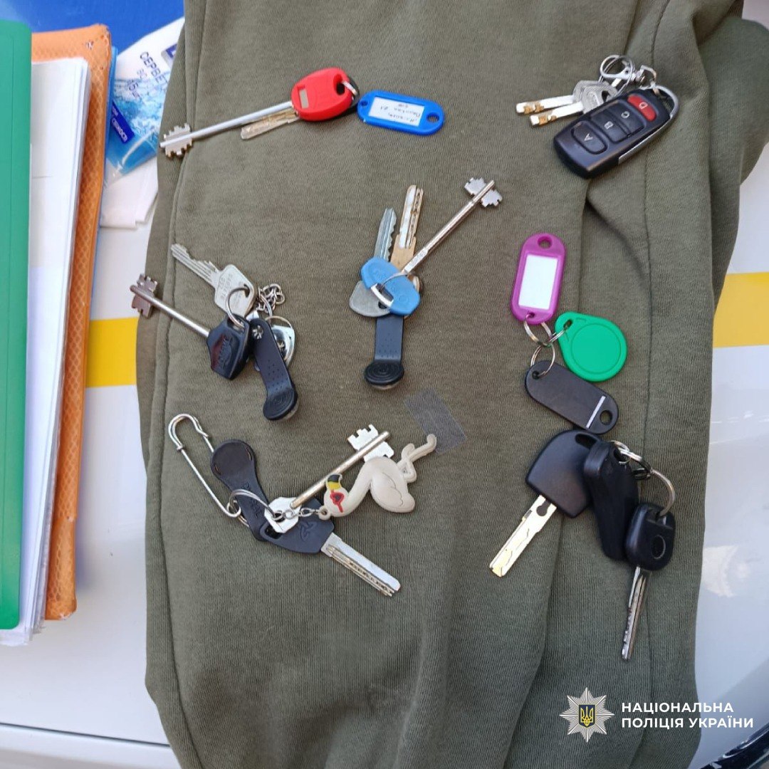 У Харкові друг сім'ї обікрав матір загиблого військового.