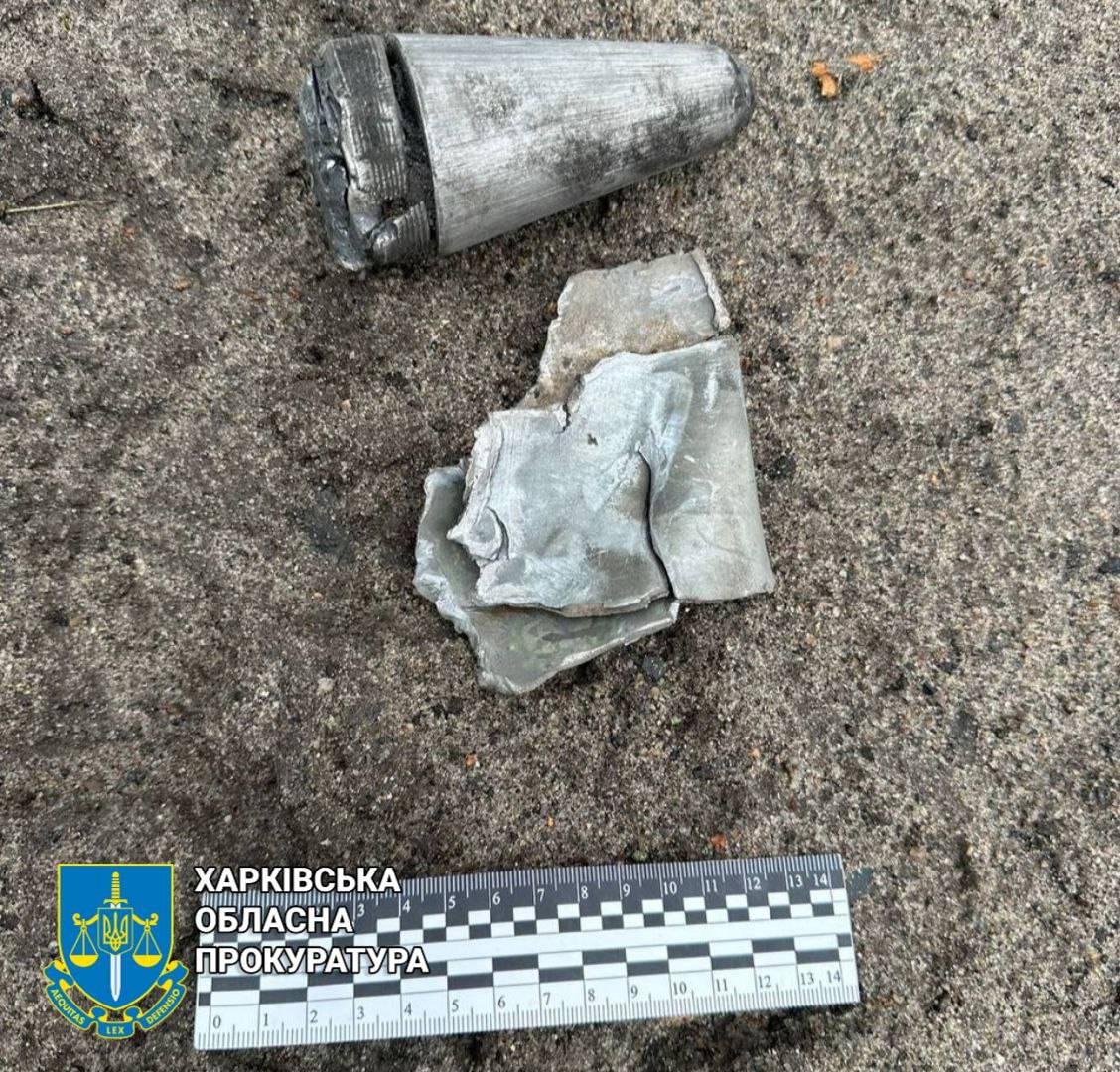 В прокуратуре показали последствия утреннего обстрела Купянска.