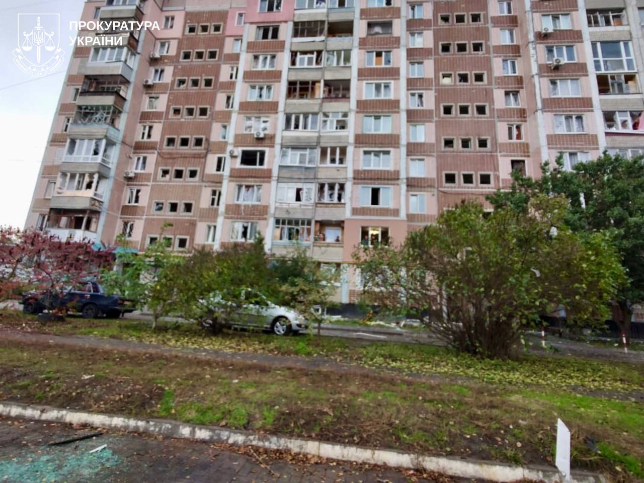 Удар по рынку в Лозовой: двое погибших, 34 пострадавших.