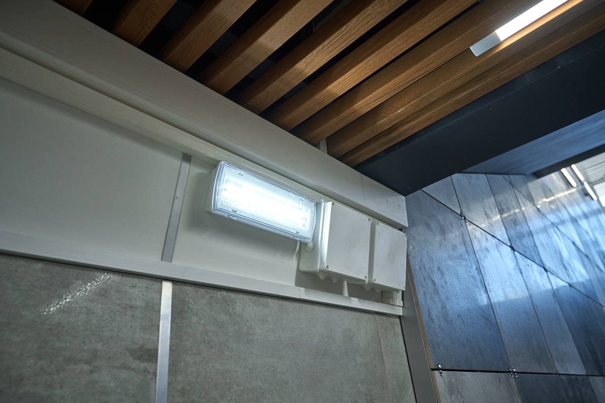 В мэрии Харькова показали учебные классы на станции метро имени Масельского.