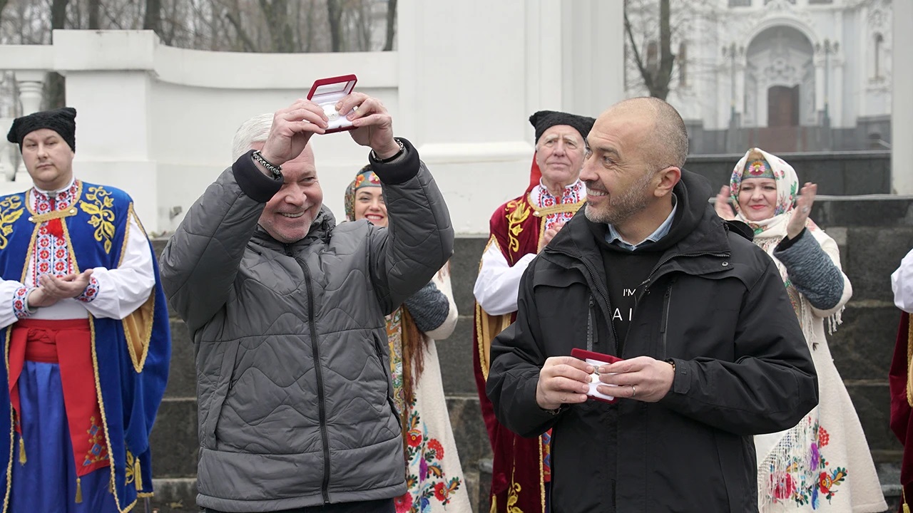 Нацбанк презентовал памятную медаль, посвященную Харькову фото 3 2
