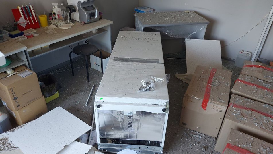 Росіяни у Харкові обстріляли медичну лабораторію.