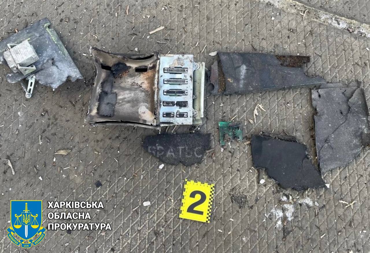 Прокуратура показала наслідки обстрілу підприємства та складів у Мерефі.