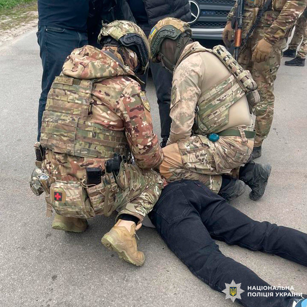 Под Харьковом задержали очередного "решалу", предлагавшего избежать мобилизации.