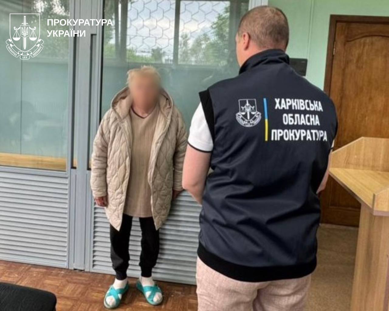 В Харькове экс-главврач больницы и артистка театра помогали военнообязанным избежать мобилизации.