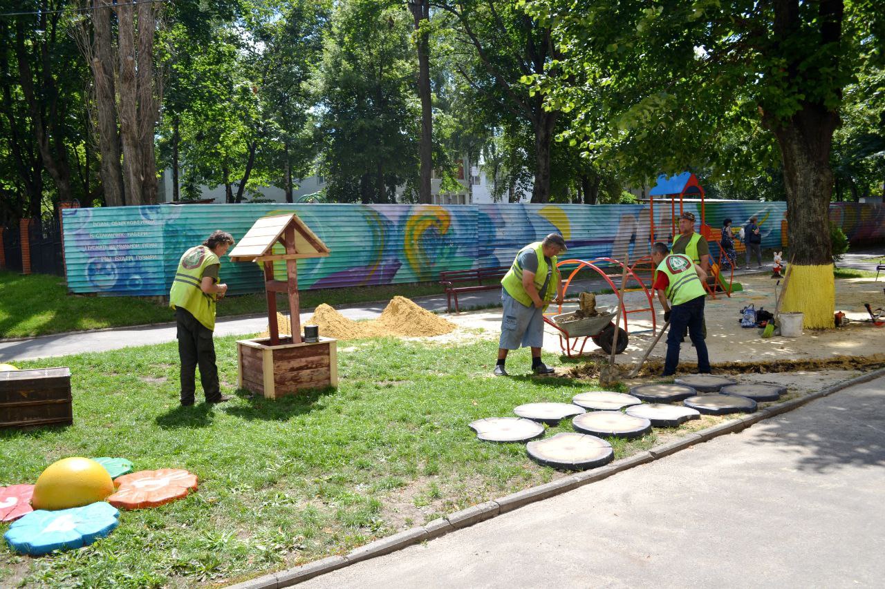 На Салтівці з'явився новий мурал.