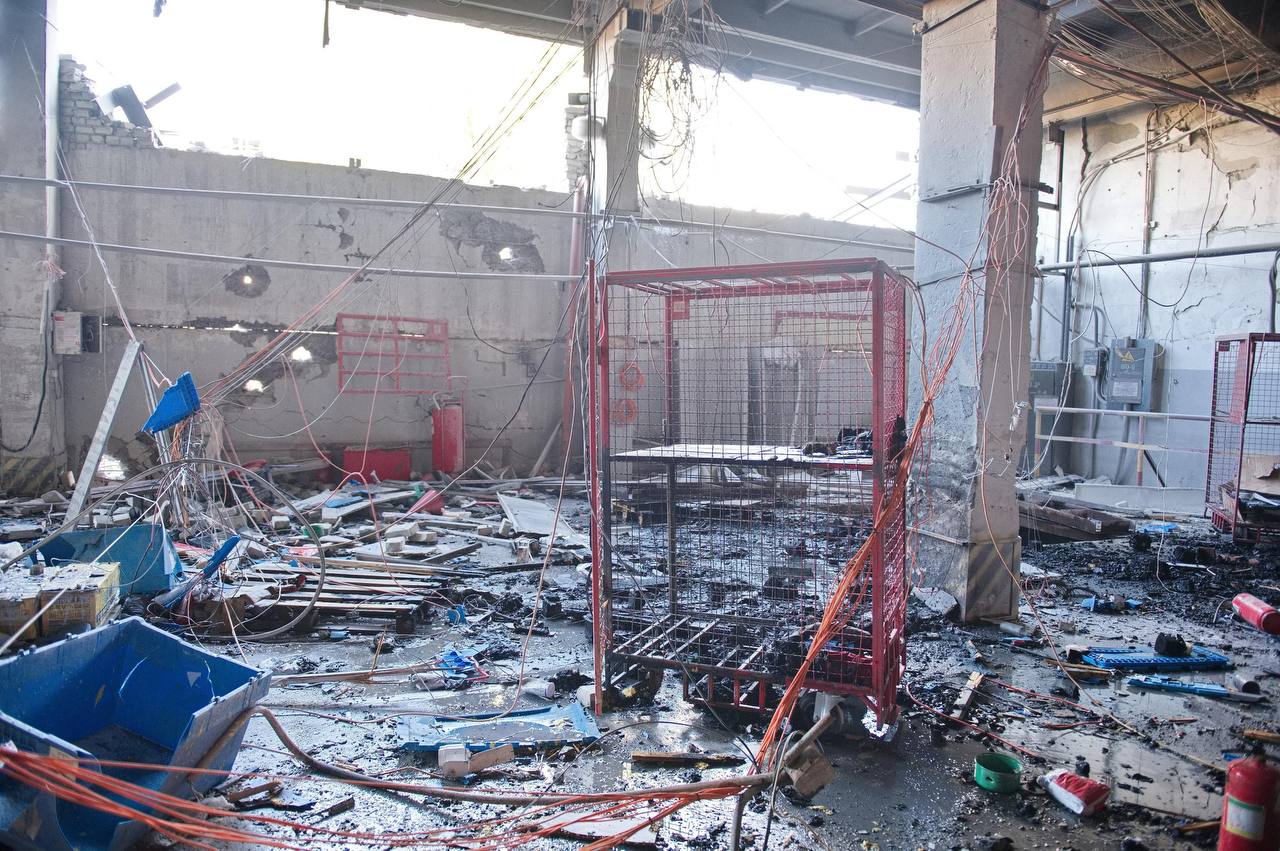 РФ знову вдарила Новою поштою в Харкові: є жертви.